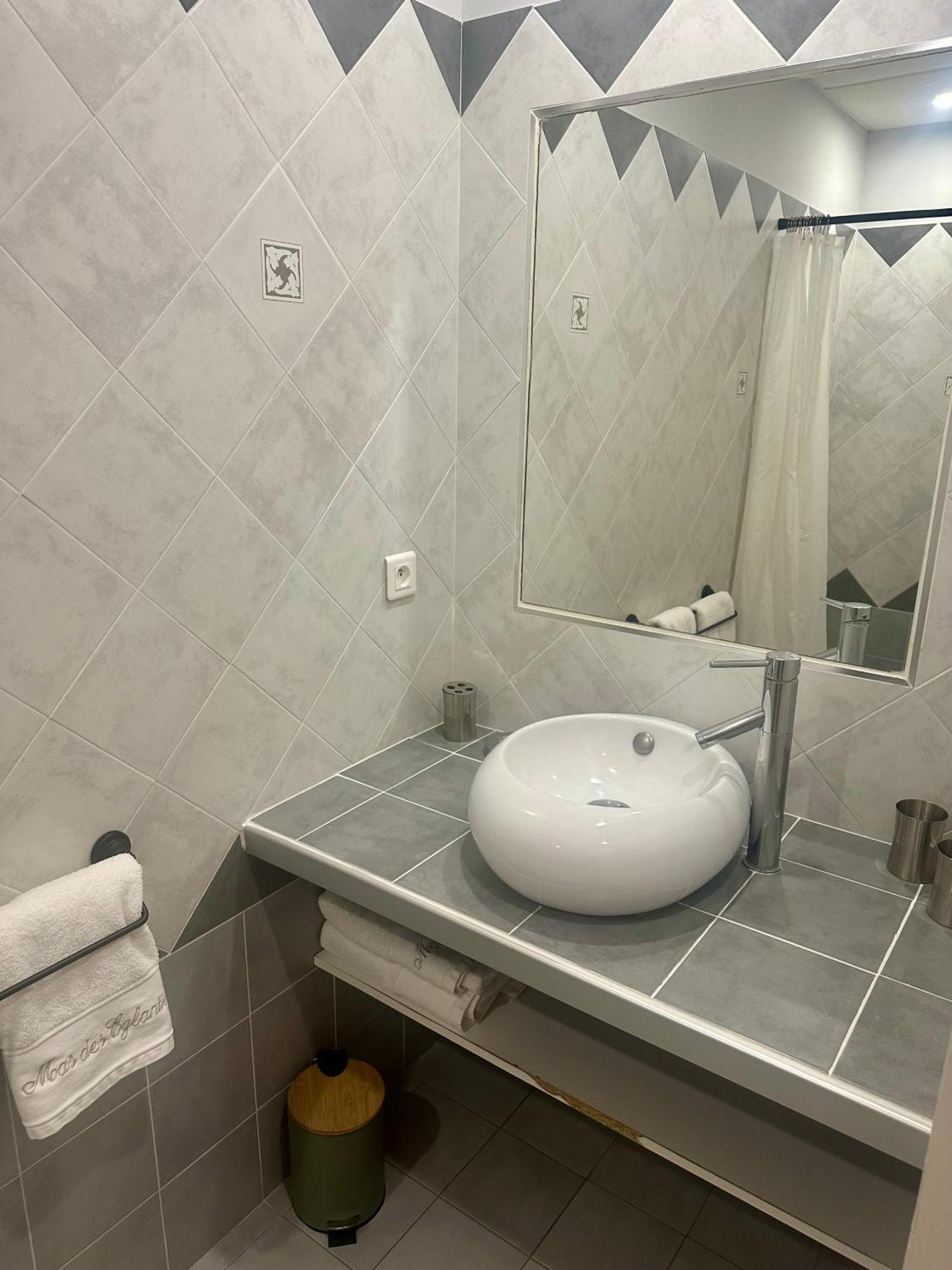 Le Mas Des Eglantiers Propiac Bagian luar foto